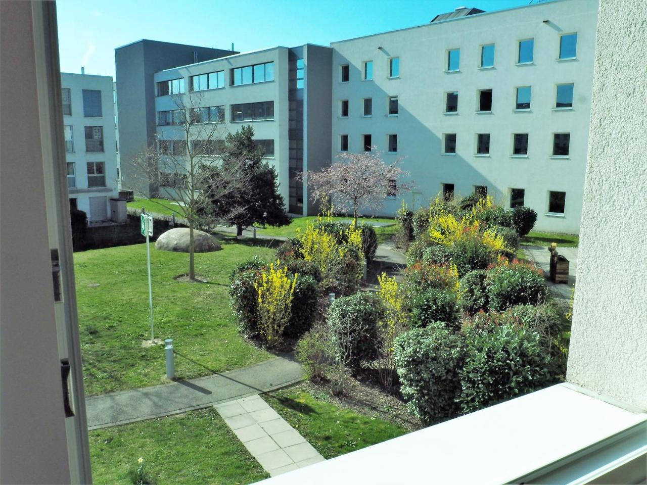 Ibis Geneve Petit Lancy Hotel Bagian luar foto