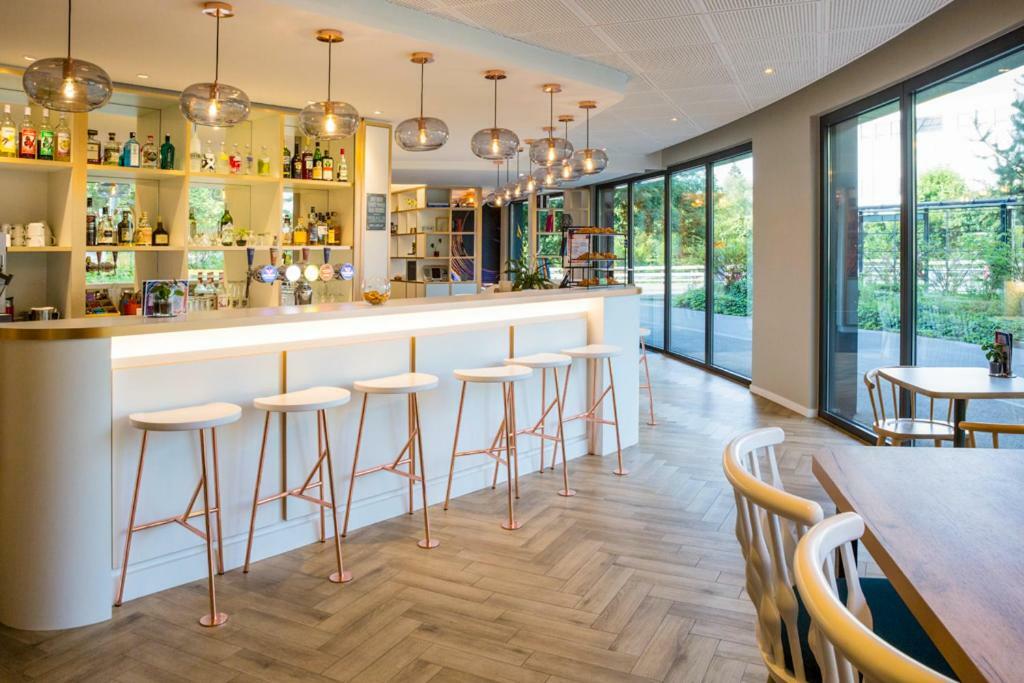 Ibis Geneve Petit Lancy Hotel Bagian luar foto