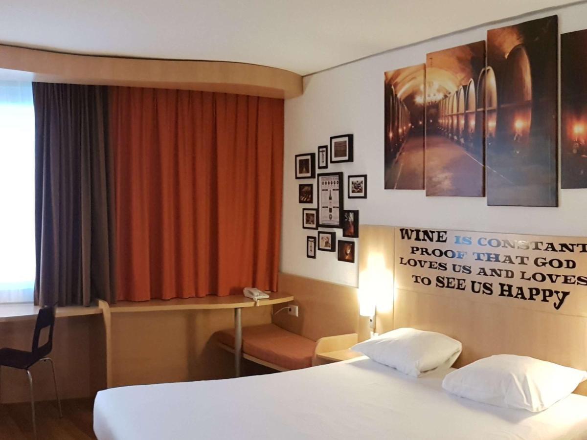 Ibis Geneve Petit Lancy Hotel Bagian luar foto